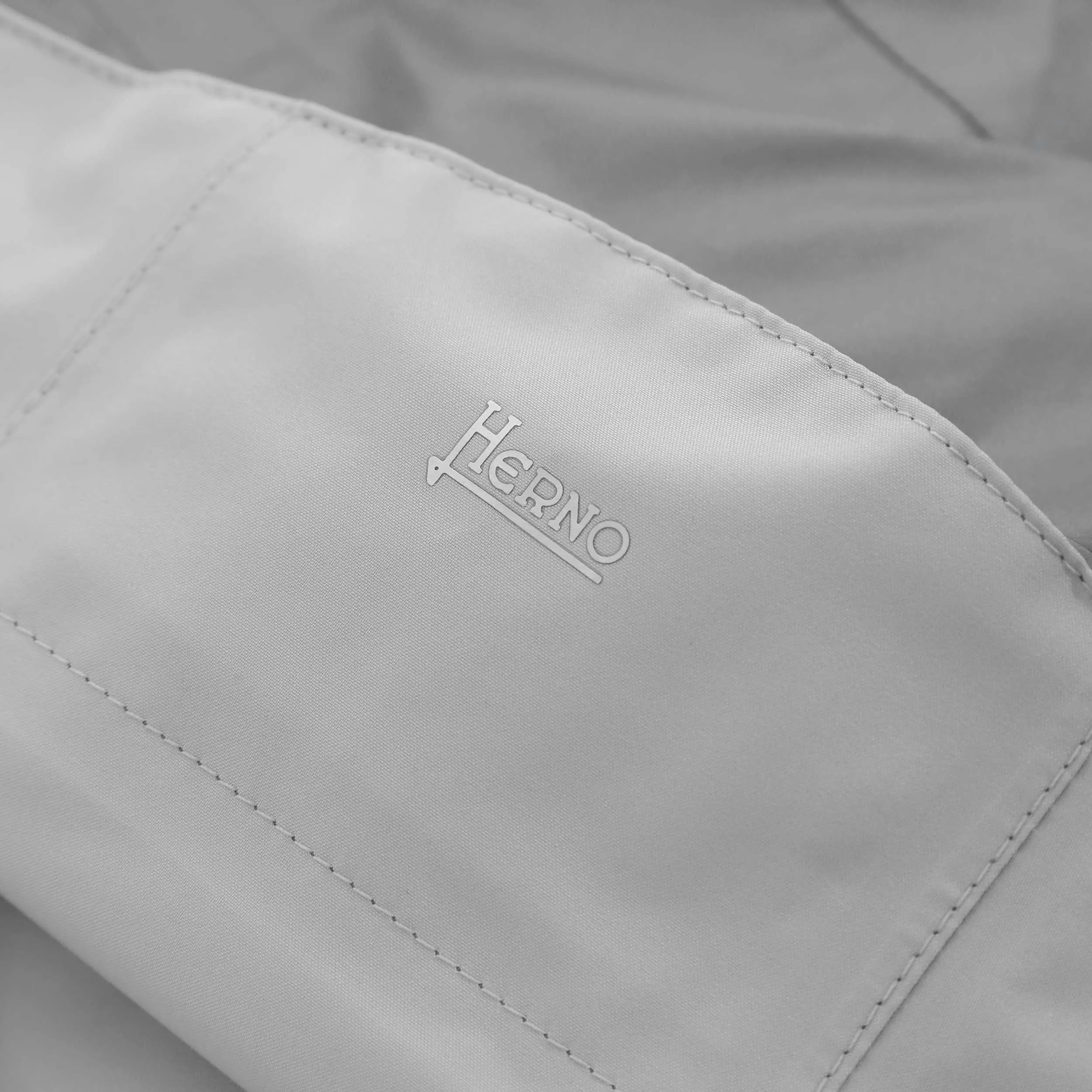 Herno Monopetto Hevolution Jacket in Chantilly