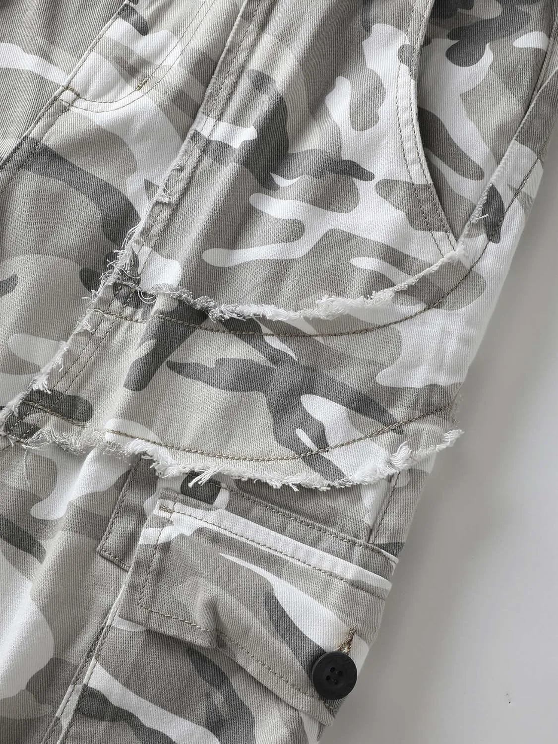 Men's Camo Cargo Work Pants Raw Edge Cotton Casual Streetwear Ripstop Outdoor Trousers with Multi Pockets